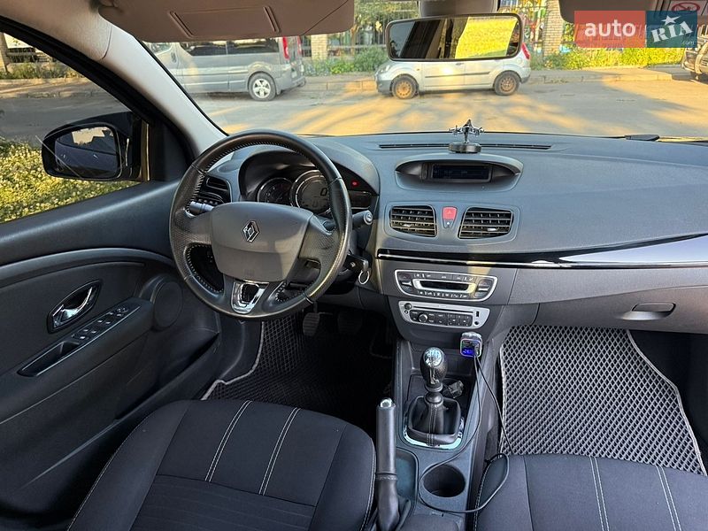 Седан Renault Fluence 2016 в Фастове