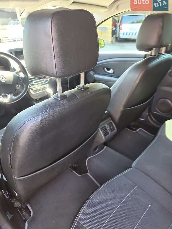 Седан Renault Fluence 2015 в Запоріжжі