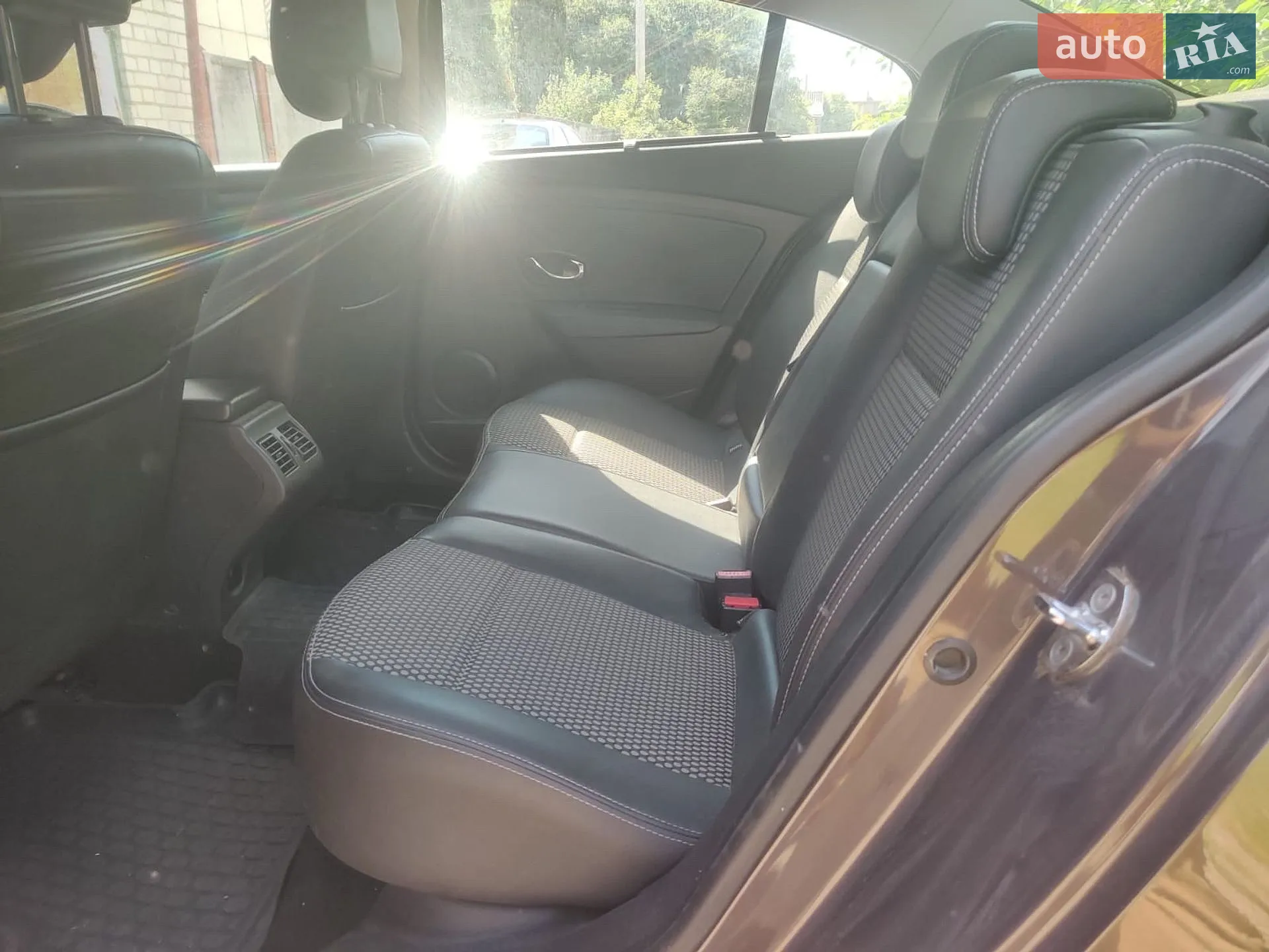 2012 Renault Fluence - мініатюра 7