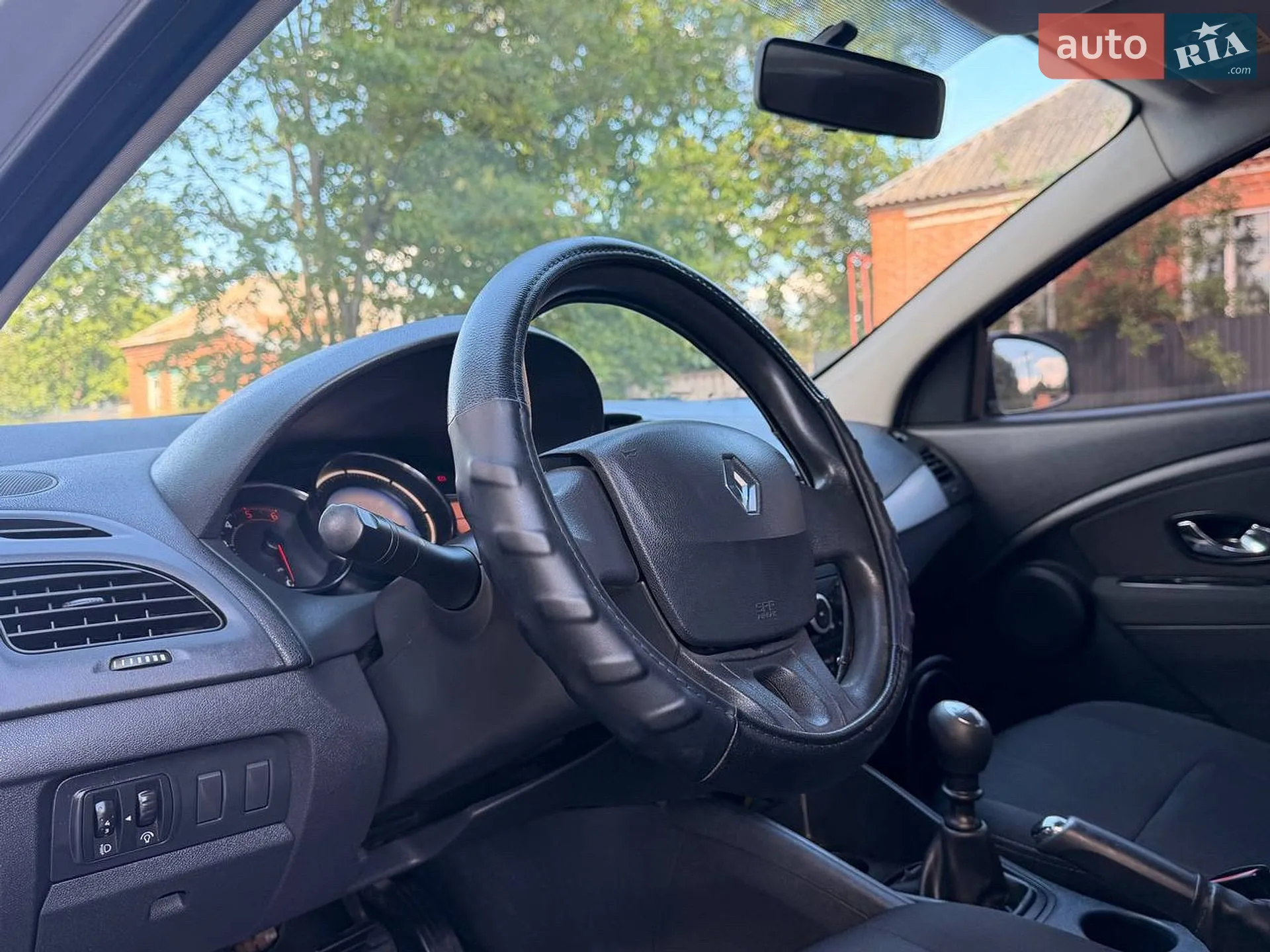 2016 Renault Fluence - мініатюра 27