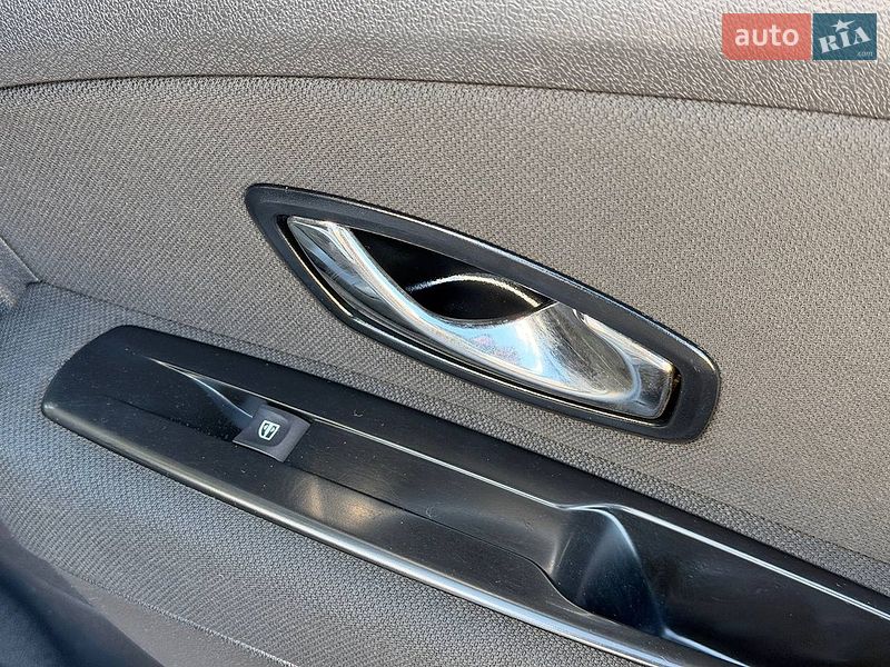 Седан Renault Fluence 2016 в Ахтырке