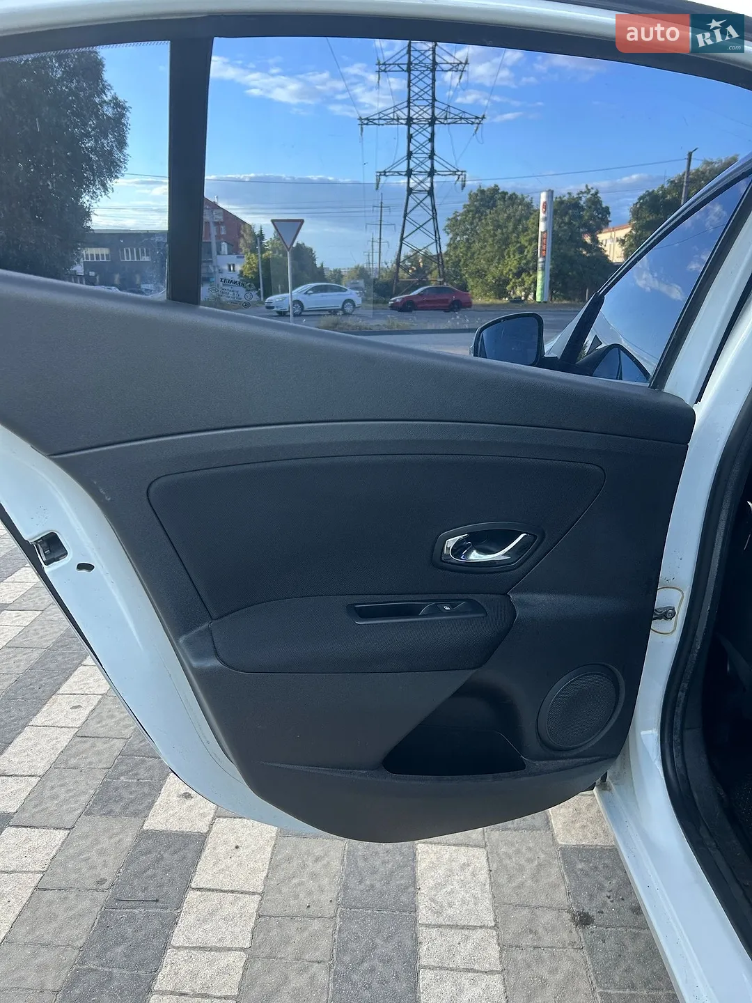 2013 Renault Fluence - мініатюра 14