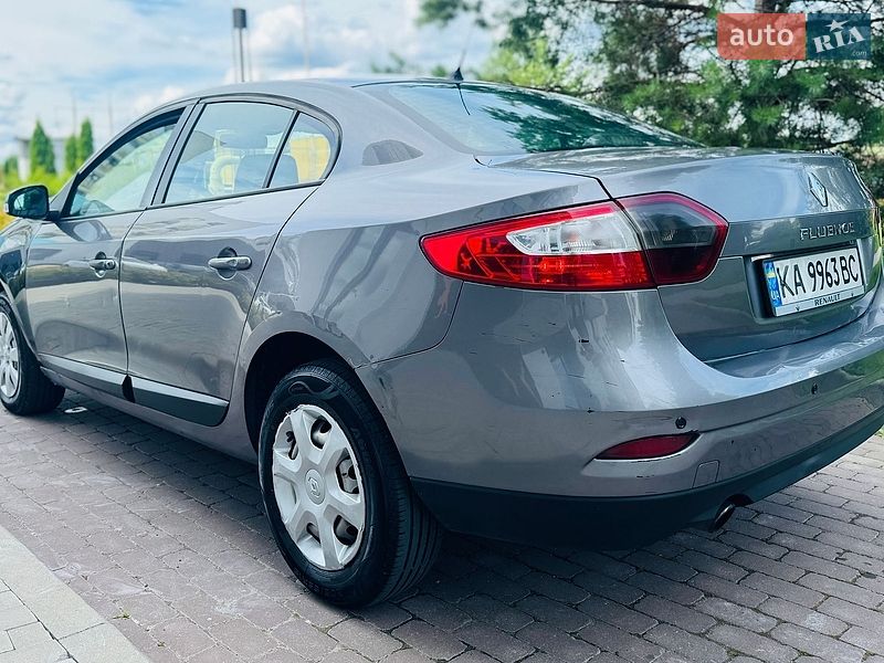 Седан Renault Fluence 2013 в Белогородке