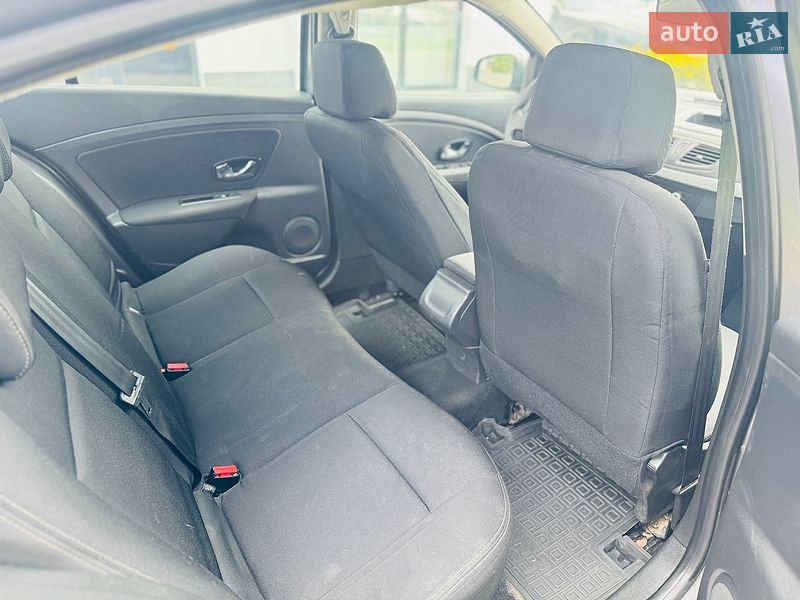 Седан Renault Fluence 2013 в Белогородке