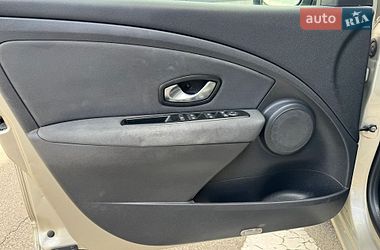Седан Renault Fluence 2010 в Киеве фото 7 Седан Renault Fluence 2010 в Киеве