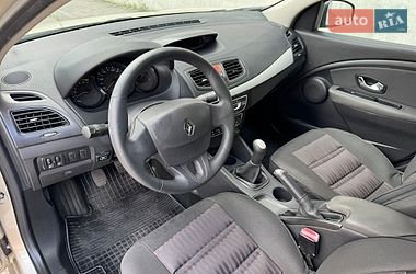 Седан Renault Fluence 2010 в Киеве фото 10 Седан Renault Fluence 2010 в Киеве