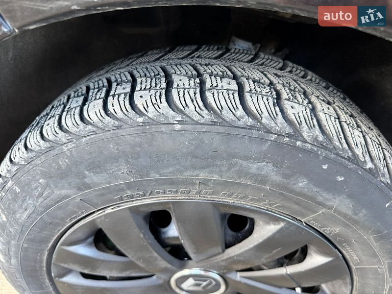 Седан Renault Fluence 2011 в Тячеве
