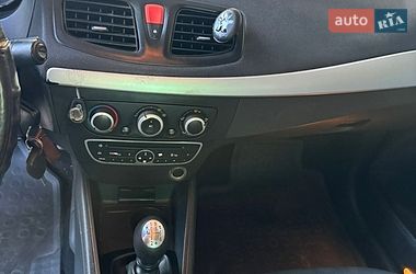 Седан Renault Fluence 2011 в Тячеве