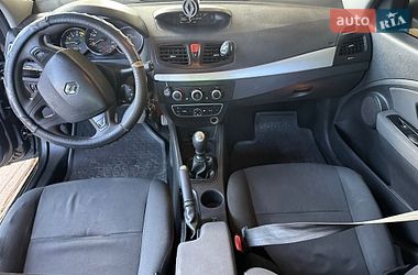 Седан Renault Fluence 2011 в Тячеве