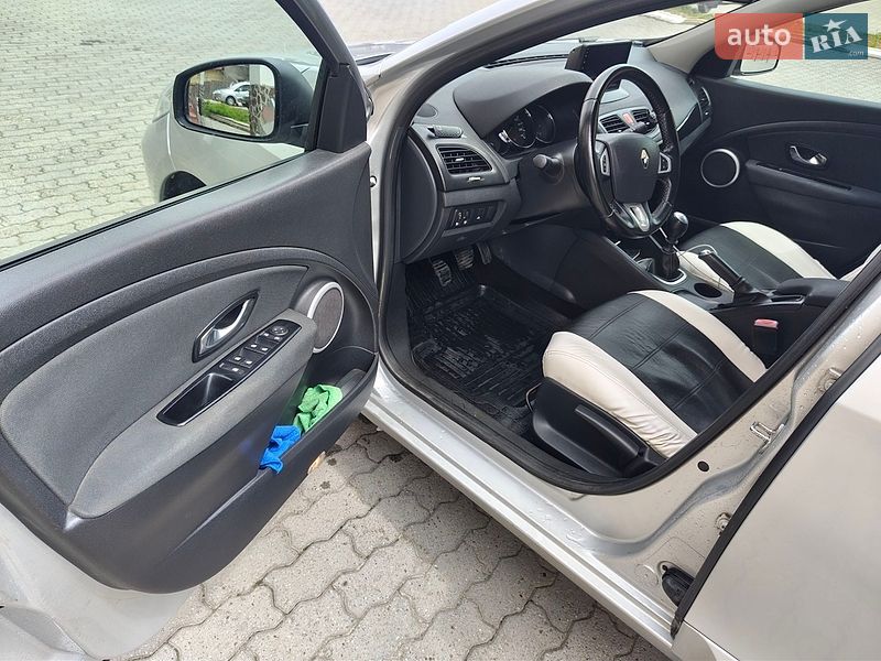 Седан Renault Fluence 2011 в Галиче