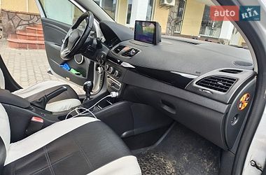 Седан Renault Fluence 2011 в Галиче