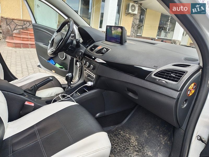 Седан Renault Fluence 2011 в Галиче