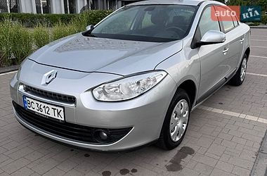 Седан Renault Fluence 2010 в Львові