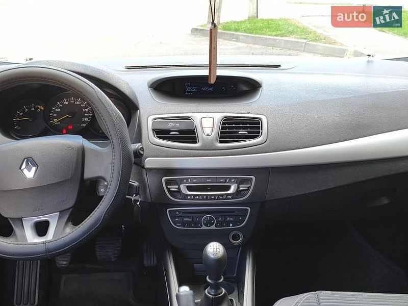 Седан Renault Fluence 2011 в Харкові