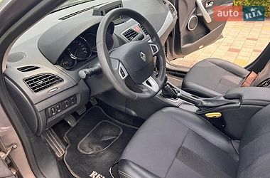 Седан Renault Fluence 2010 в Вараші