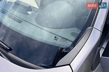 Седан Renault Fluence 2010 в Вараші