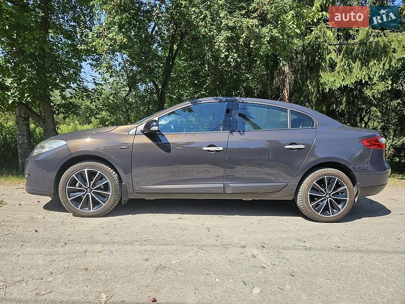 Седан Renault Fluence 2012 в Коломиї