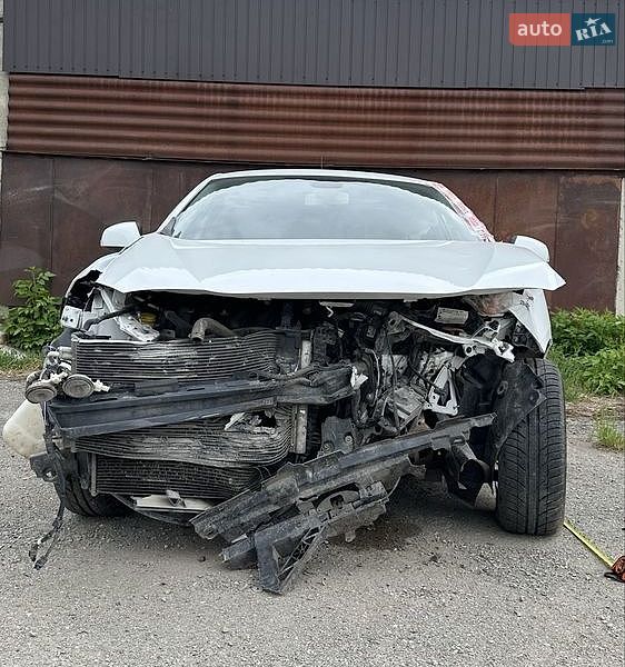 Седан Renault Fluence 2012 в Тернополе