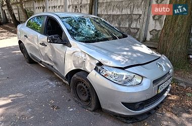 Седан Renault Fluence 2010 в Киеве