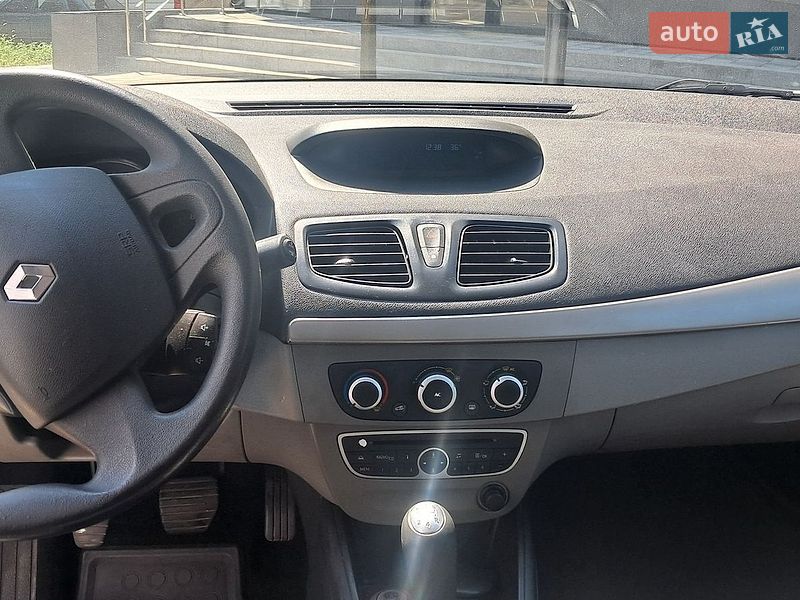Седан Renault Fluence 2012 в Запоріжжі фото 12 Седан Renault Fluence 2012 в Запоріжжі