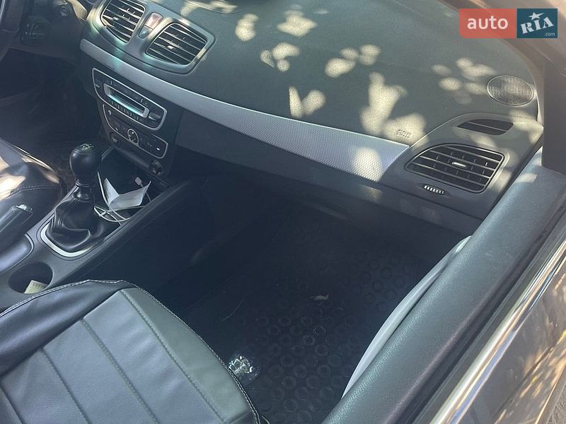 Седан Renault Fluence 2010 в Умани фото 3 Седан Renault Fluence 2010 в Умани