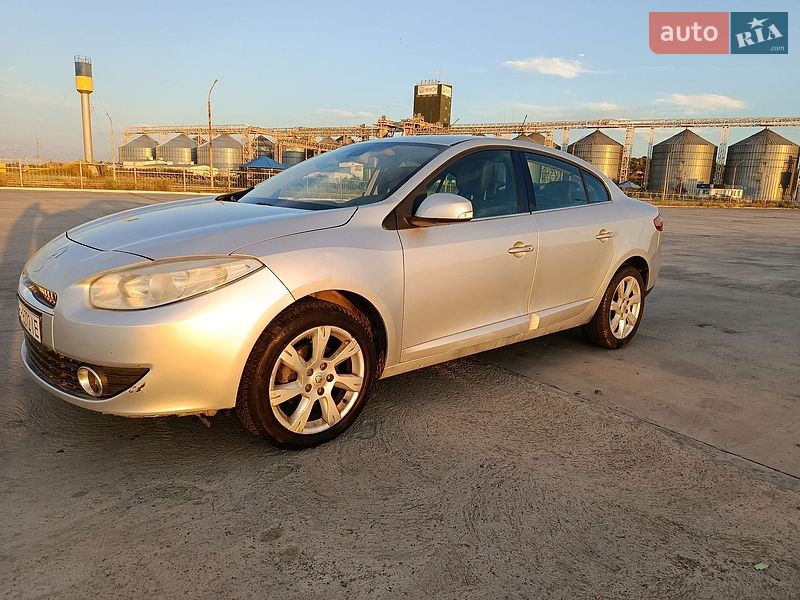 Седан Renault Fluence 2011 в Вознесенске