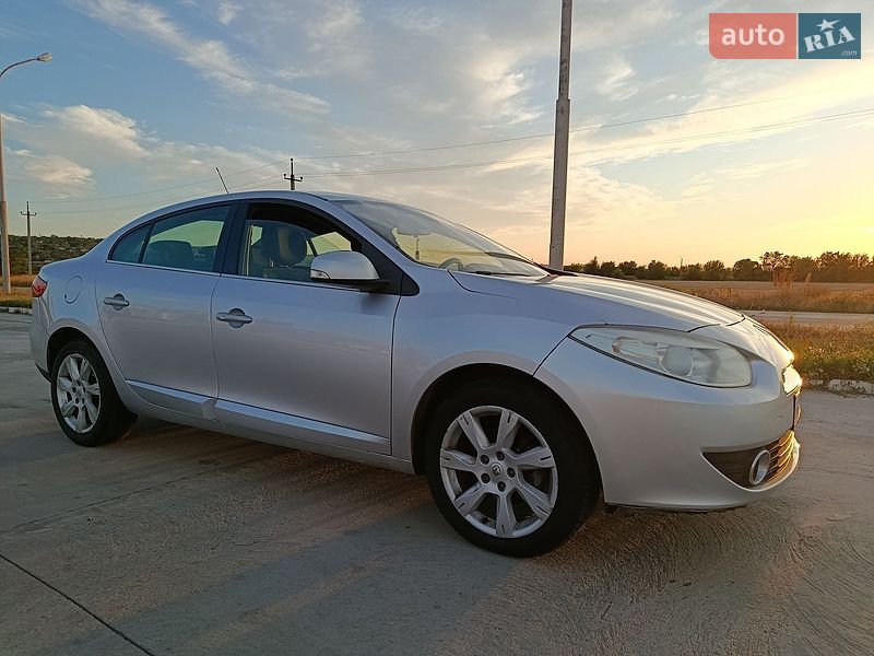 Седан Renault Fluence 2011 в Вознесенске