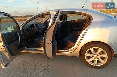 Седан Renault Fluence 2011 в Вознесенске