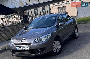 Седан Renault Fluence 2010 в Киеве