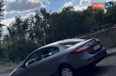 Седан Renault Fluence 2010 в Киеве