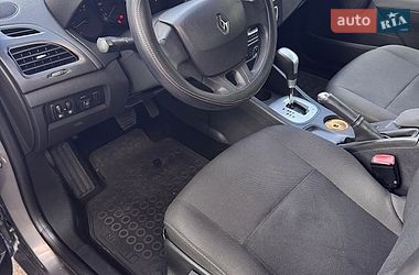 Седан Renault Fluence 2010 в Киеве