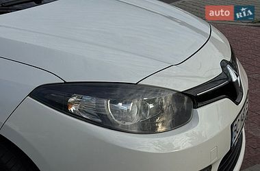 Седан Renault Fluence 2015 в Яворові