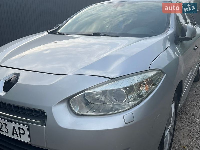 Седан Renault Fluence 2011 в Кривом Роге