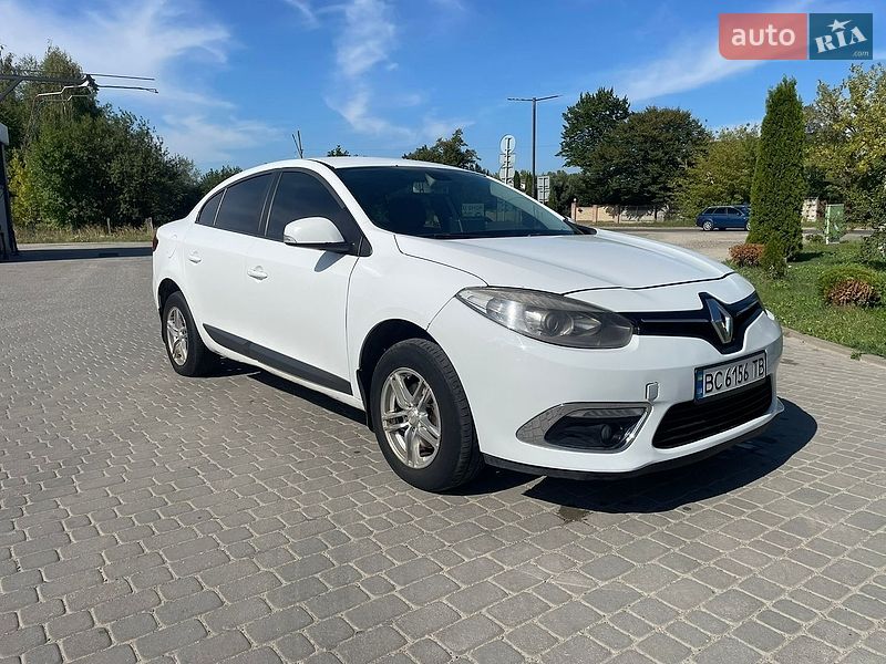 Седан Renault Fluence 2010 в Самборе