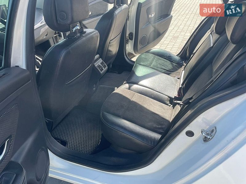 Седан Renault Fluence 2010 в Самборе