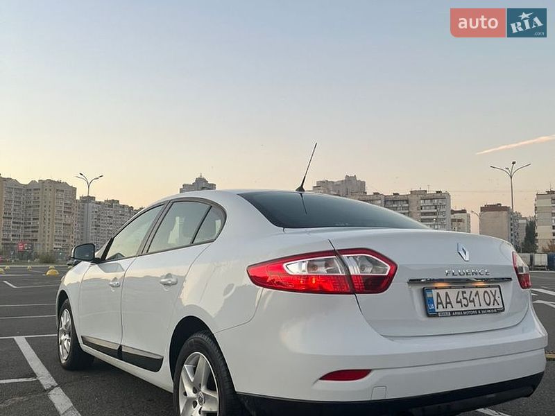 Седан Renault Fluence 2015 в Києві
