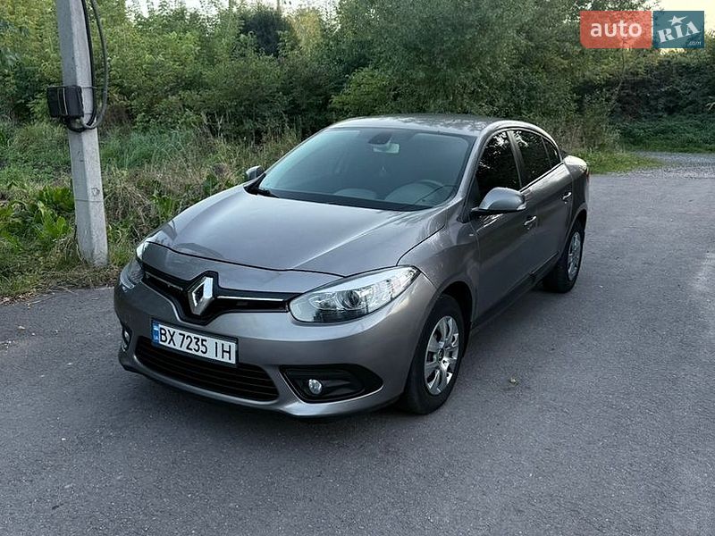 Седан Renault Fluence 2014 в Львові