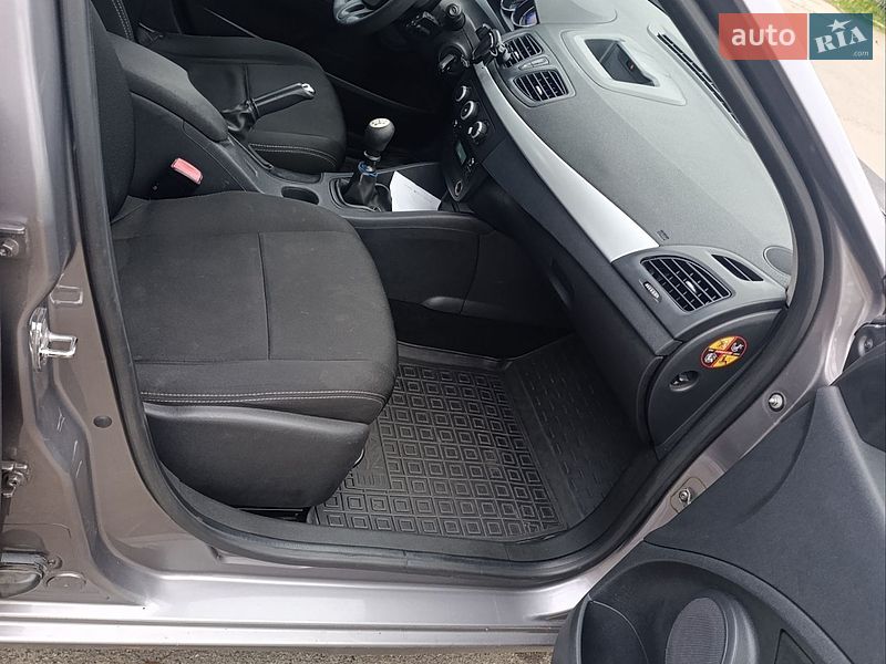 Седан Renault Fluence 2013 в Бородянке