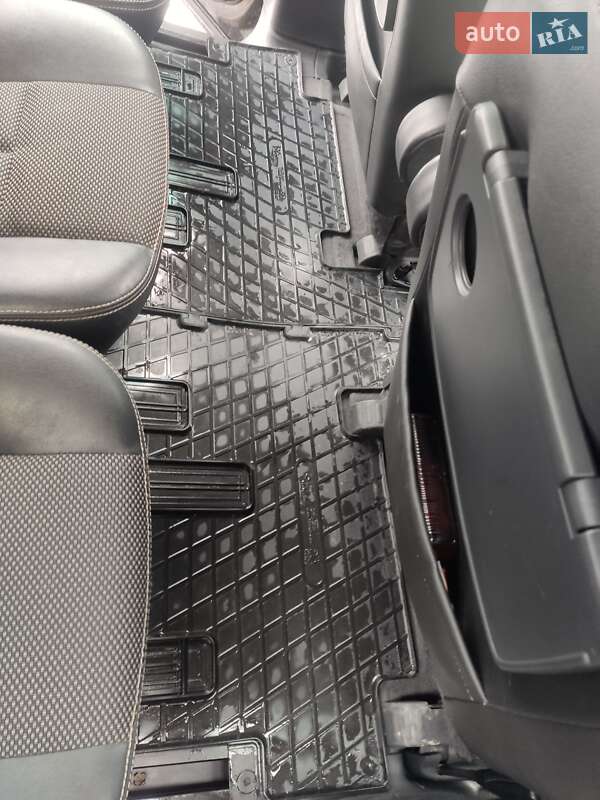 Мінівен Renault Grand Espace 2010 в Тернополі