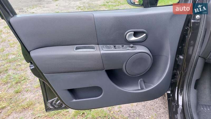 Мікровен Renault Grand Modus 2008 в Луцьку