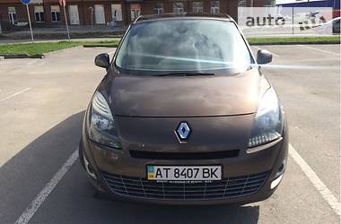 Минивэн Renault Grand Scenic 2010 в Ивано-Франковске