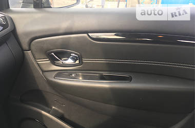 Мінівен Renault Grand Scenic 2012 в 