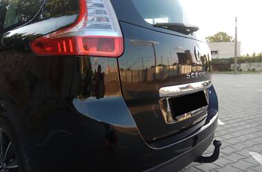 Мінівен Renault Grand Scenic 2014 в 