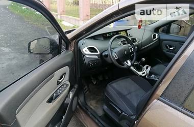 Мінівен Renault Grand Scenic 2011 в 