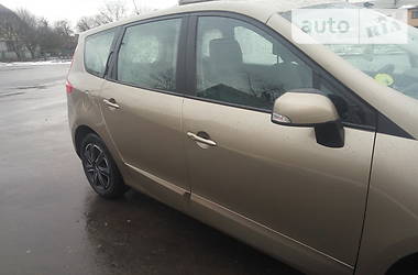 Универсал Renault Grand Scenic 2014 в Калуше