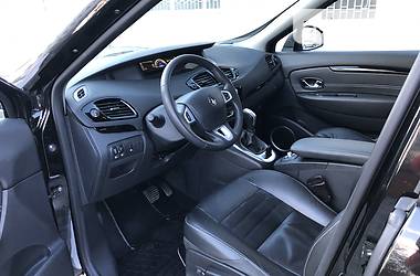 Мінівен Renault Grand Scenic 2012 в 