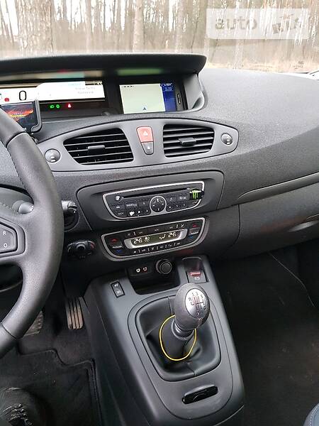 Універсал Renault Grand Scenic 2010 в Житомирі