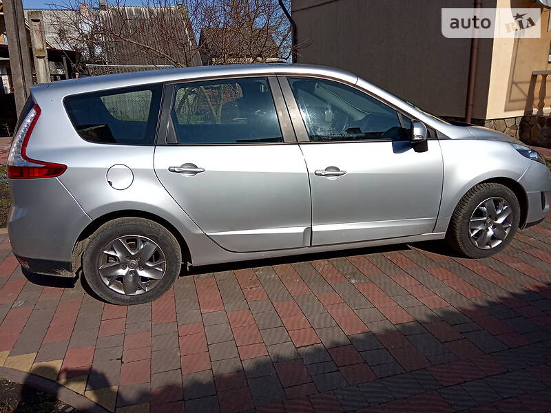 Універсал Renault Grand Scenic 2011 в Городку