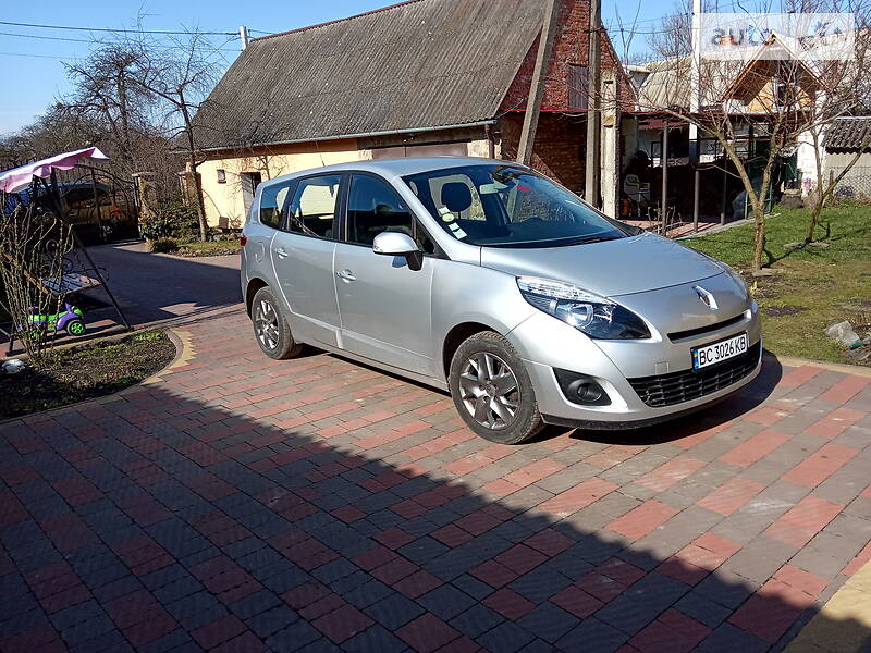 Універсал Renault Grand Scenic 2011 в Городку
