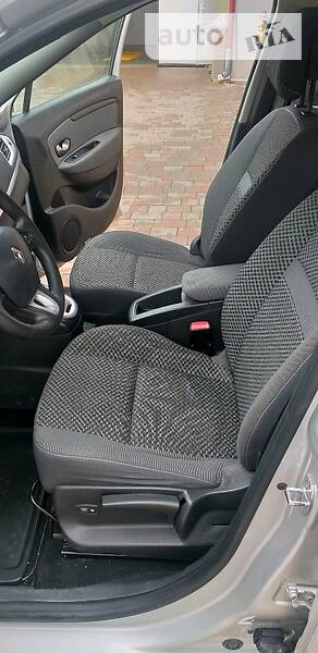 Мінівен Renault Grand Scenic 2012 в Збаражі